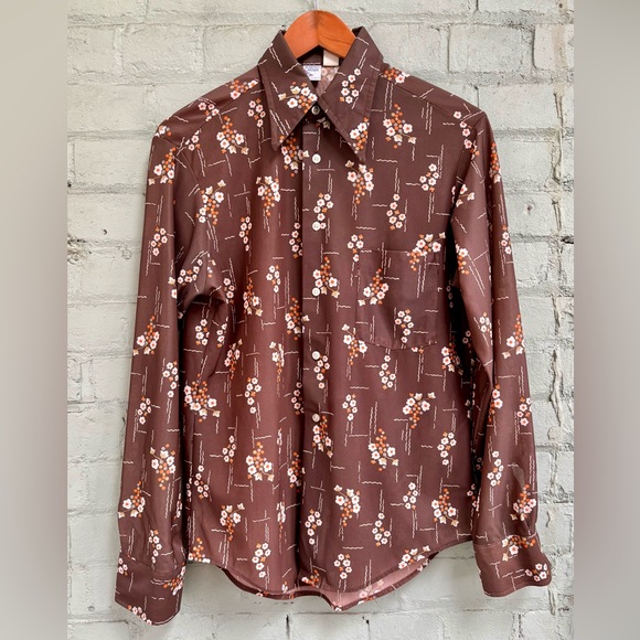 Vintage 70s Floral Wide Collar Button Down Shirt - Picture 6 of 8